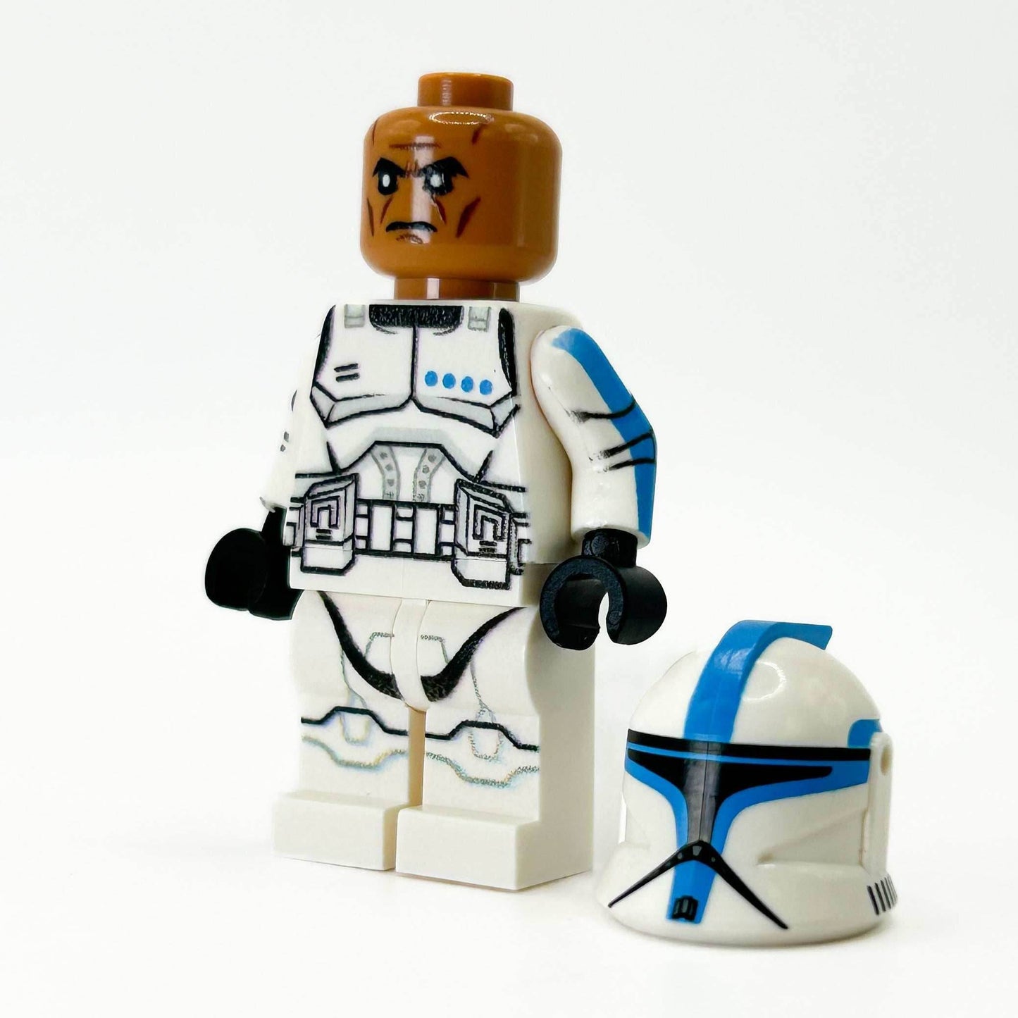 Custom Lieutenant Clone Trooper (Dark Azure, Phase 1) Minifig - B3 Customs -