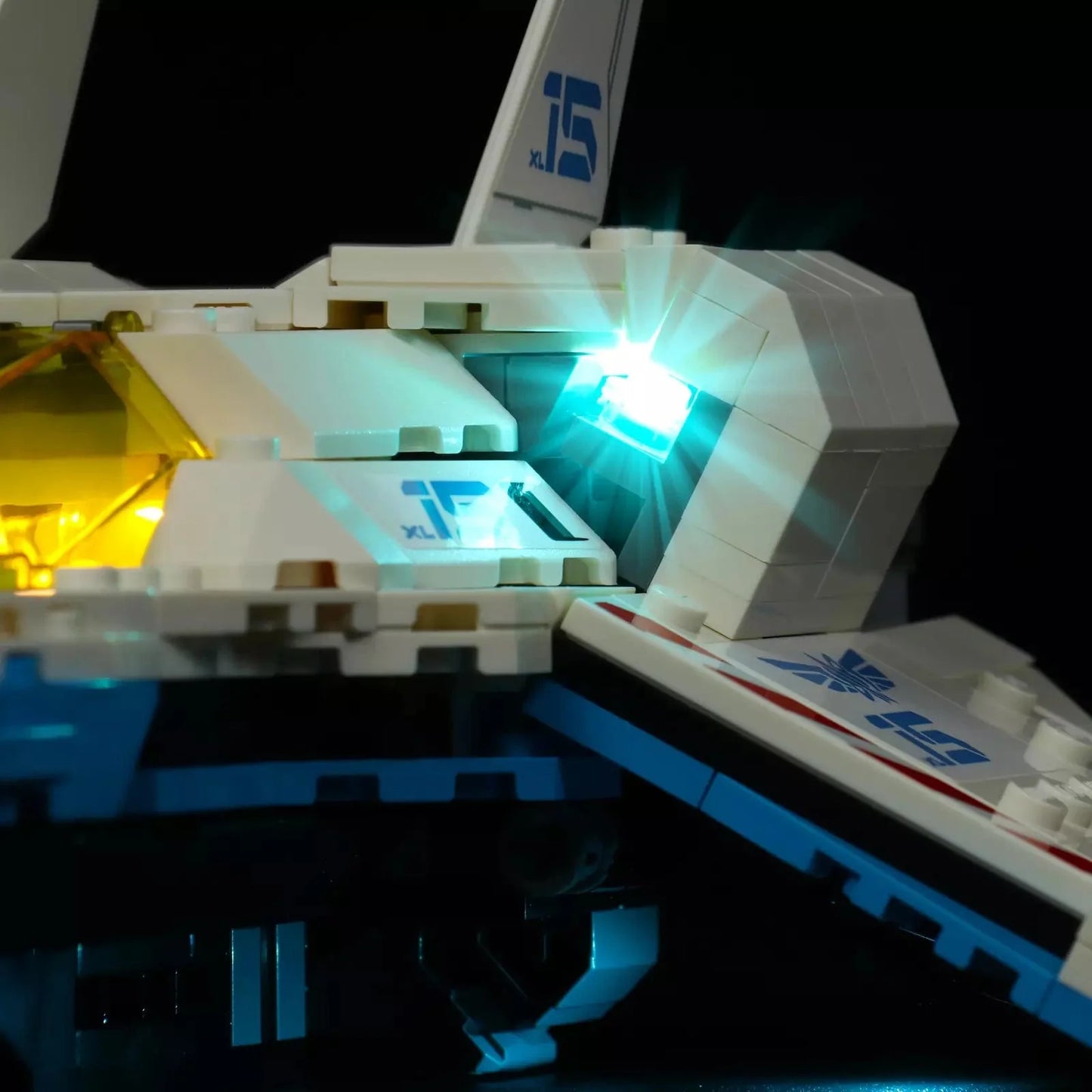 LEGO XL-15 Spaceship #76832 Light Kit