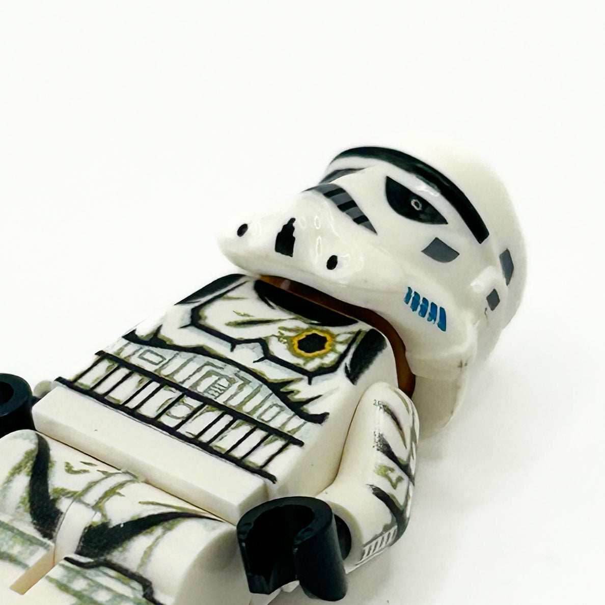 Custom Stormtrooper (Battle Worn, Blaster Shot) Minifig - B3 Customs -