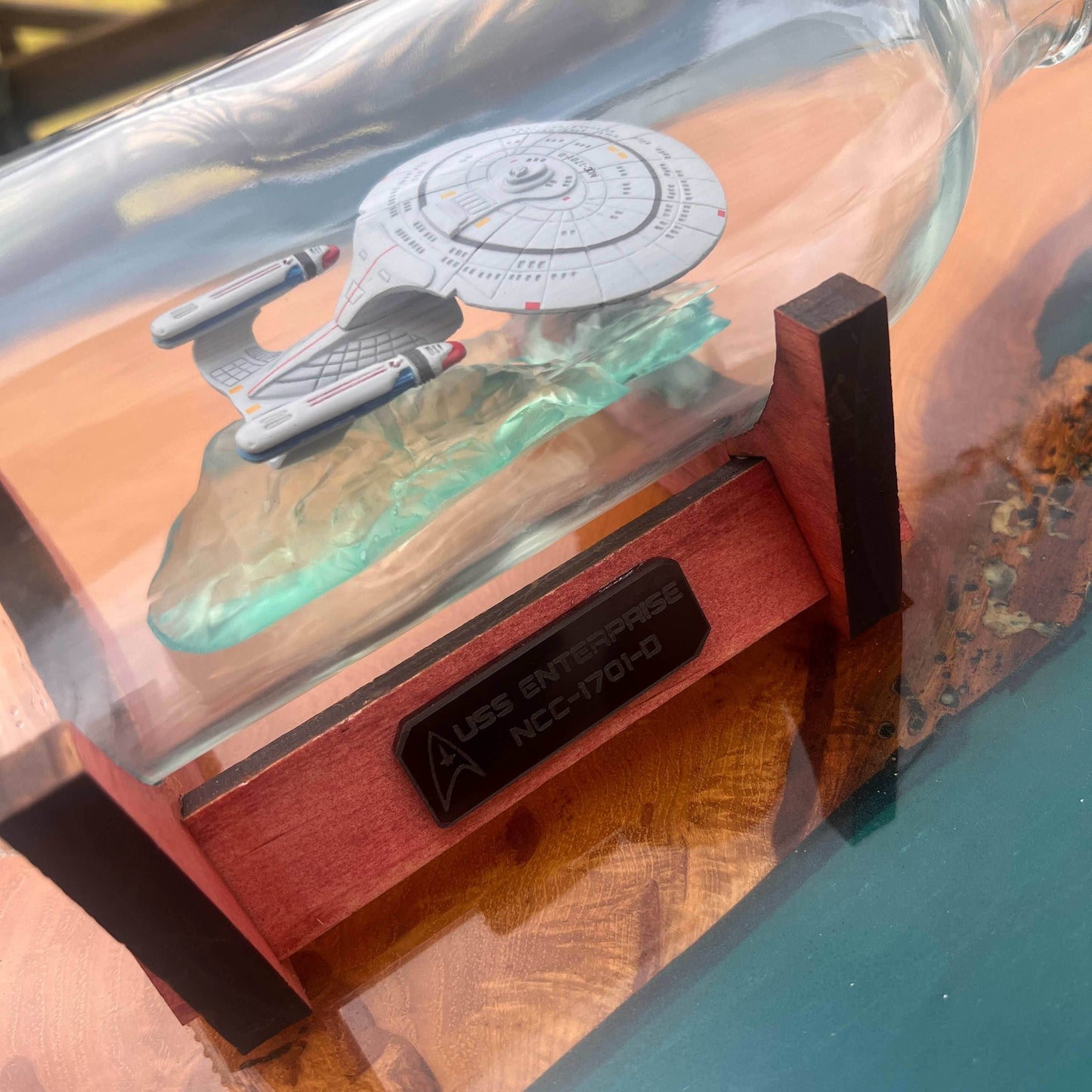 Star Trek NCC-1701-D Enterprise in a Bottle -