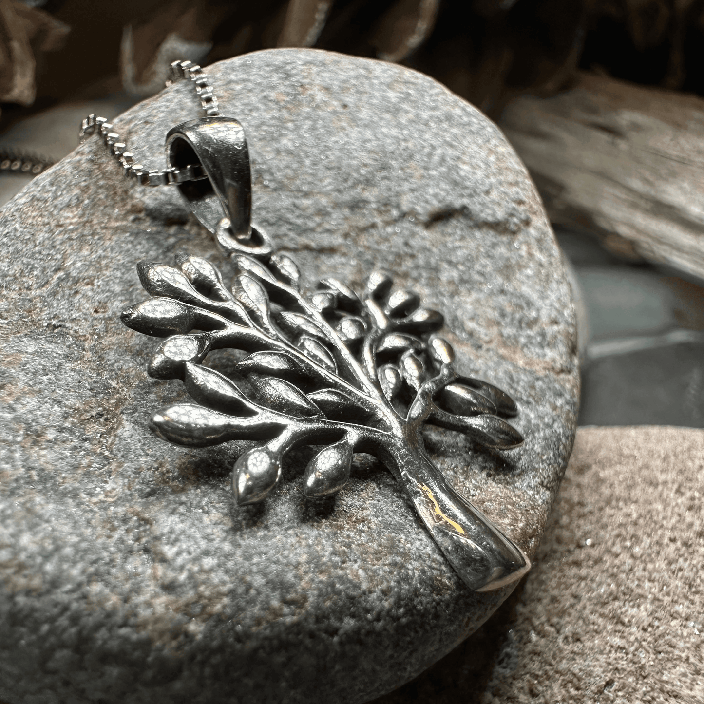 Nadur Tree of Life Necklace -