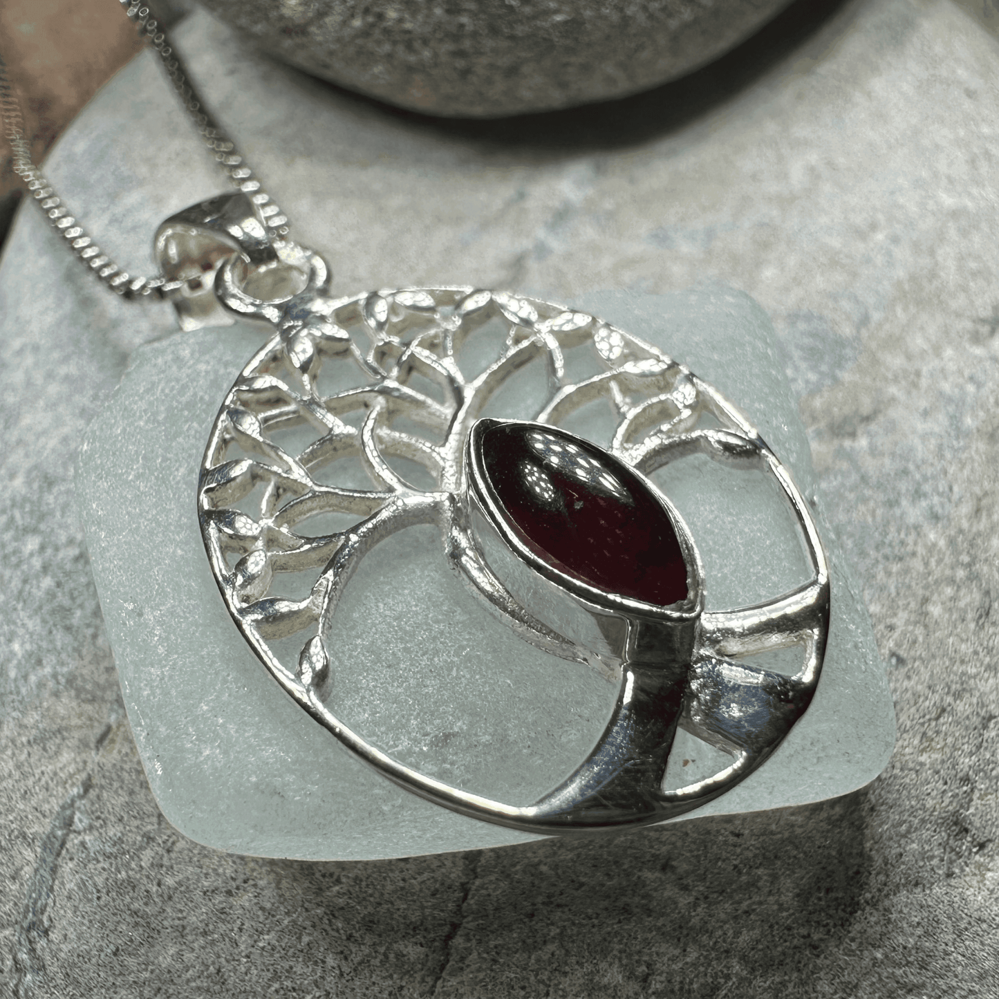 Karstyn Tree of Life Necklace - 18 / Labradorite
