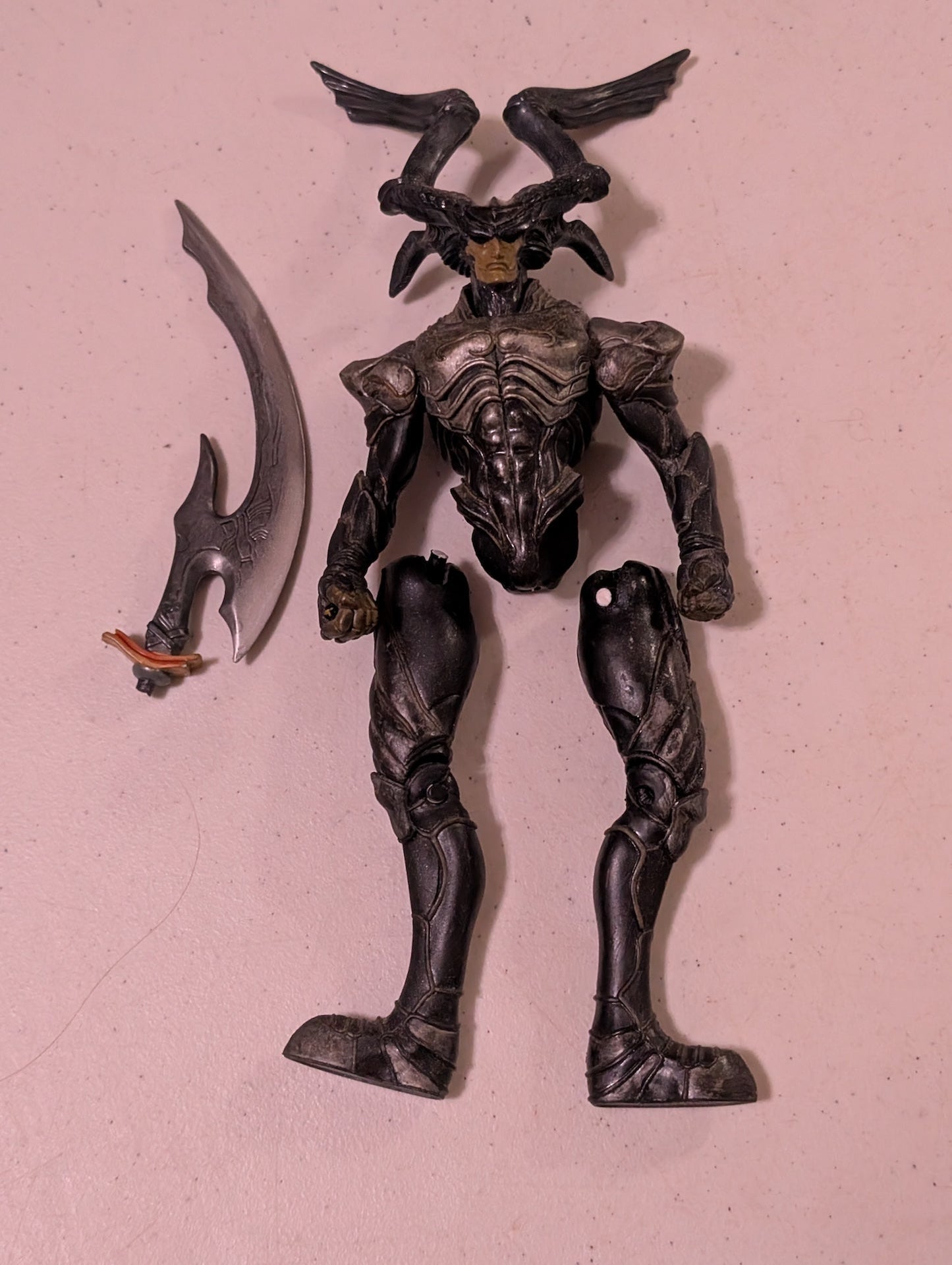 Guardian Force Odin 1999 Squaresoft Final Fantasy VIII 8 Series 4 Figure (Action Figure, SciFi/Fantasy, Collectable, Vintage, Loose, Missing Parts/pieces, Incomplete) damaged