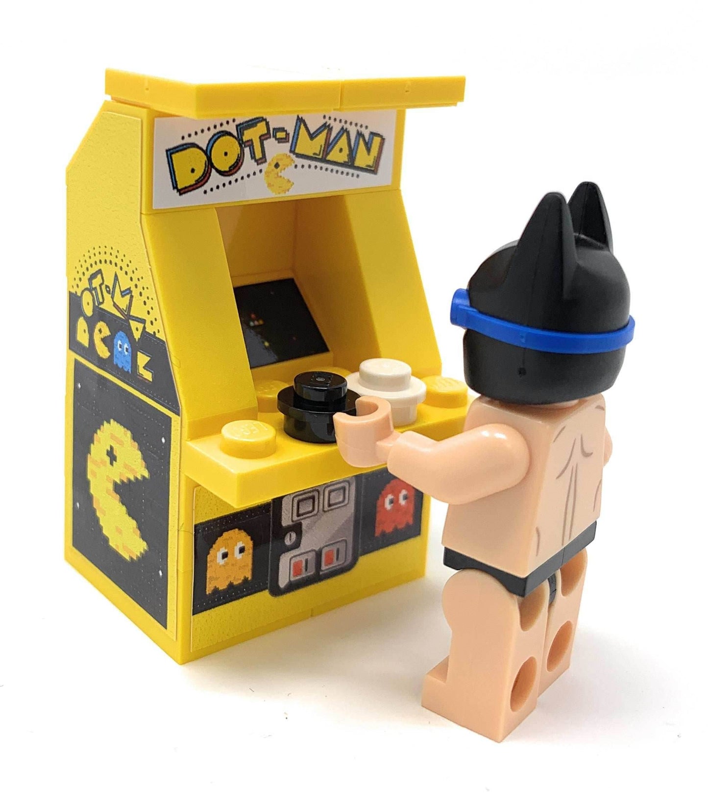 VAULTED!! EXCLUSIVE B3 Customs Dot-Man Arcade Machine -