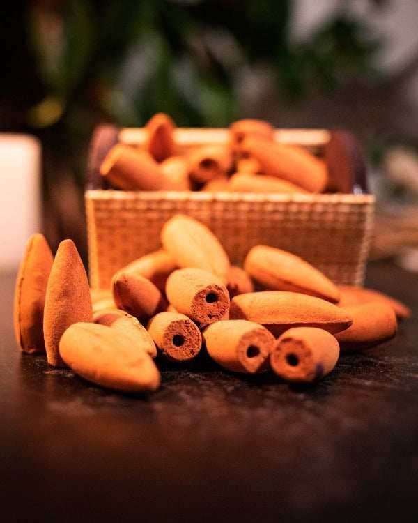 Serene Sandalwood Backflow Incense Cones (50pcs) -