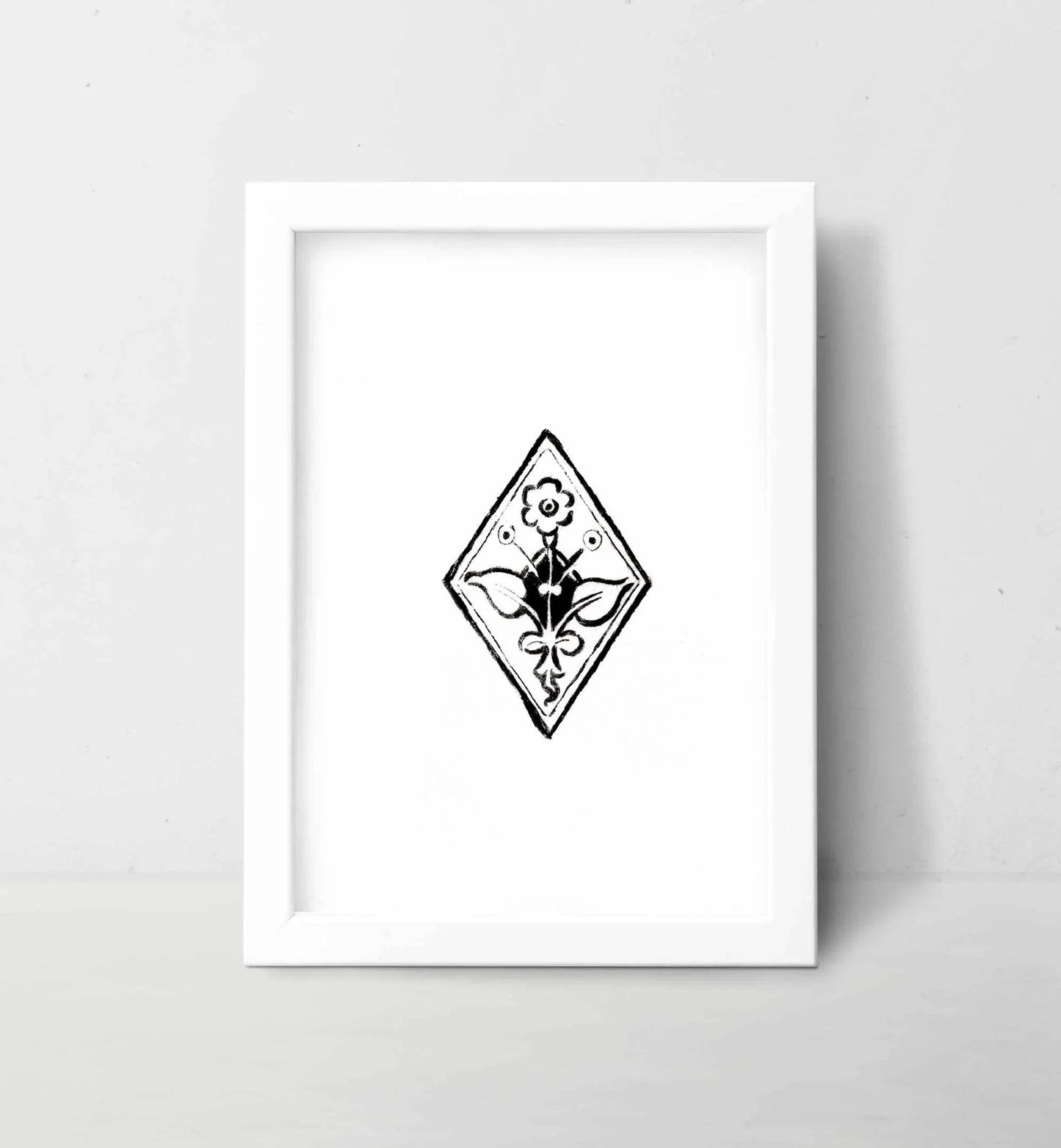 Medieval Botanical Celtic Flower Wall Art - Black on White / 4x6