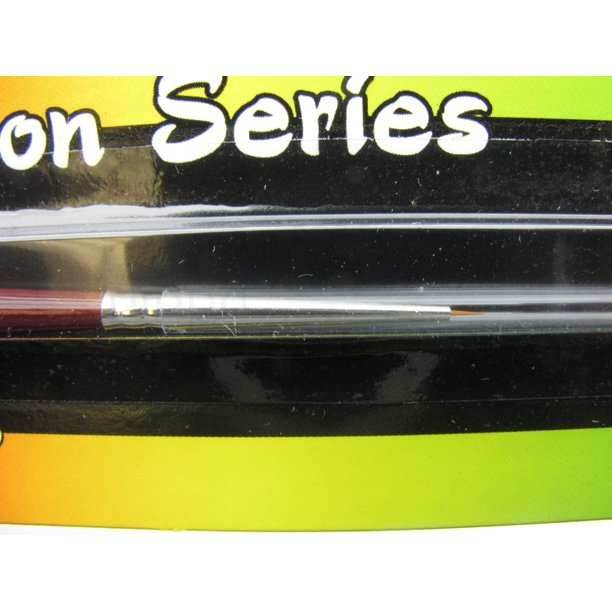 Paint Brush: Micro Detail (30/0 Round) -