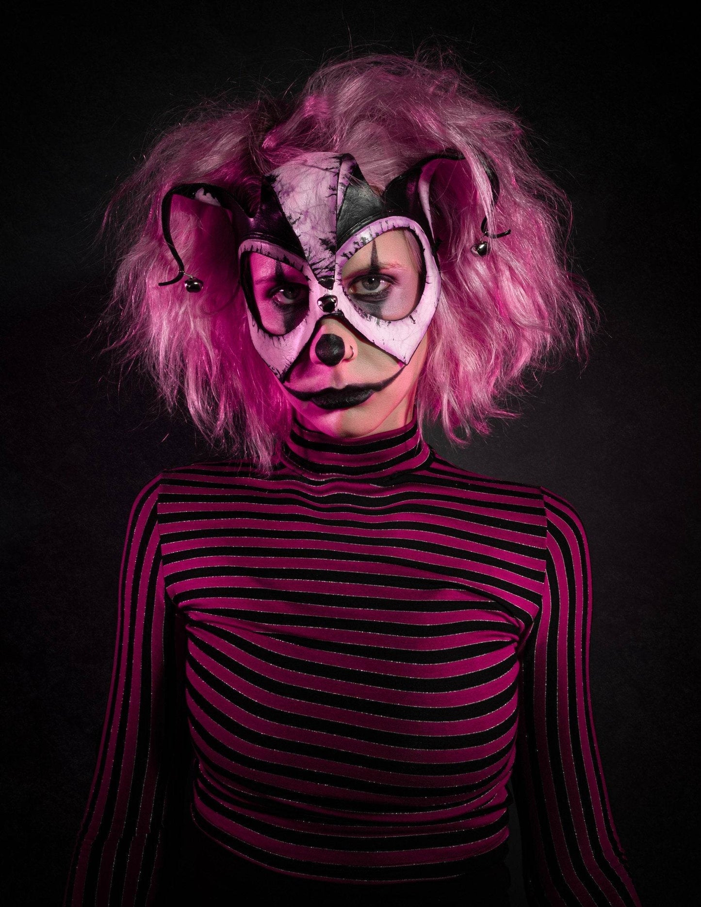 Handmade Genuine Leather 3 Point Jester Mask in Pink -