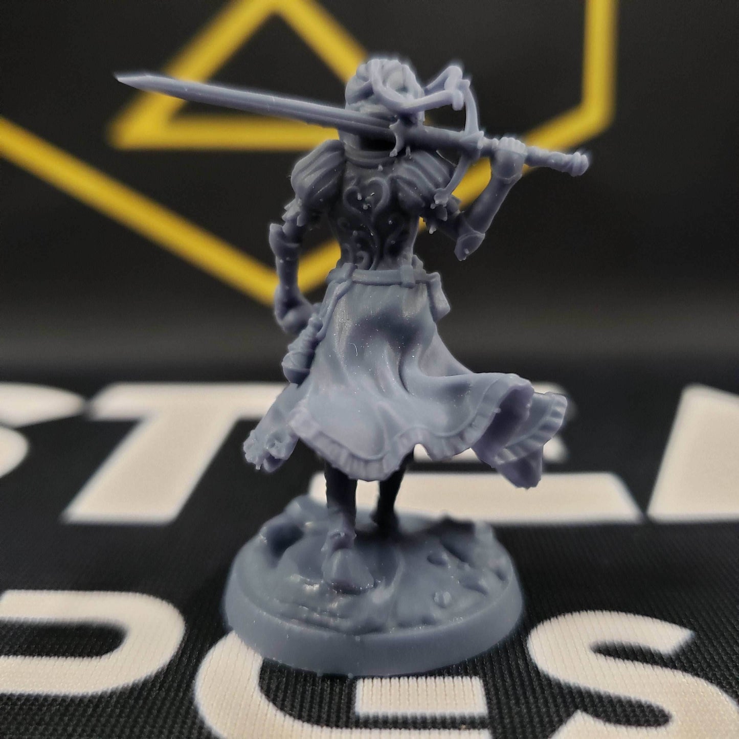 Snow Blight (Female Undead Human Fighter) -
