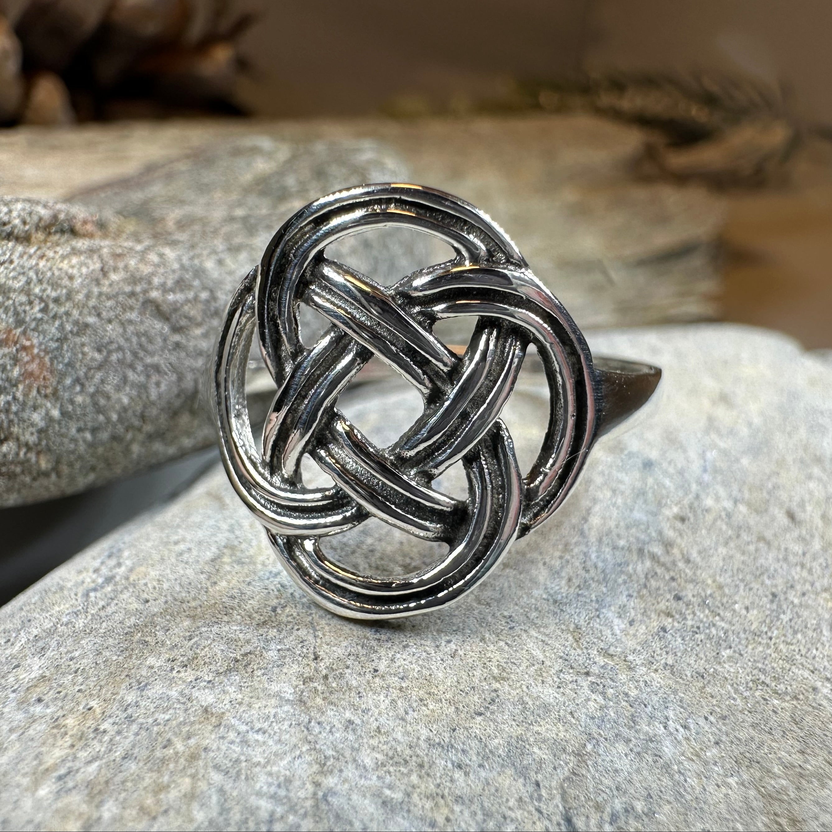 Ailre Celtic Knot Ring