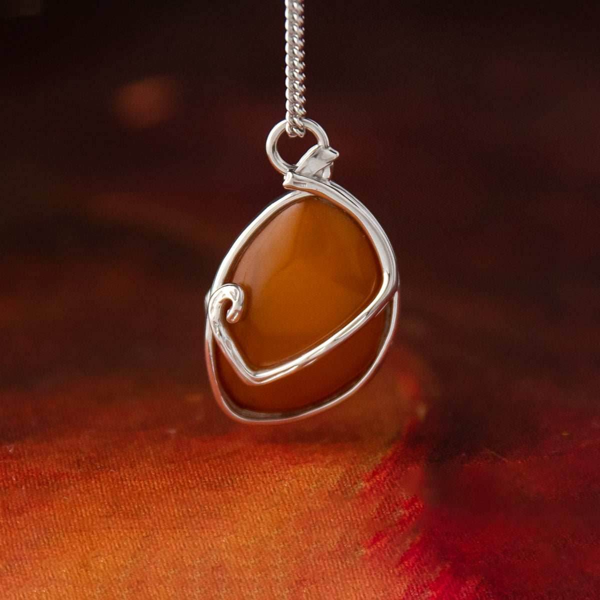 Magic: The Gathering X RockLove Mox Amber Necklace - 