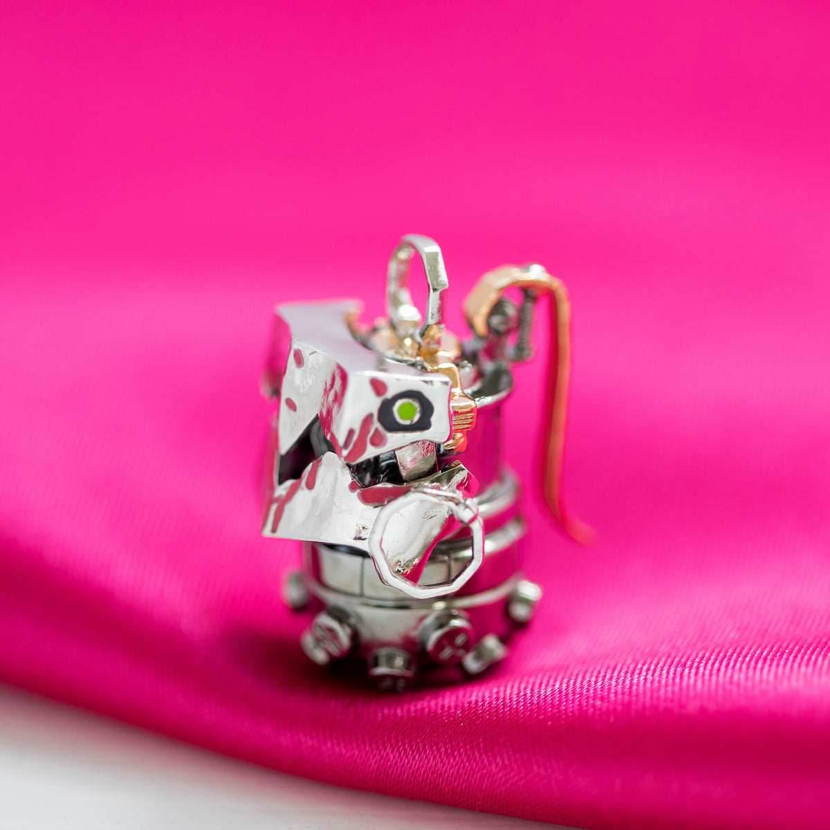 League of Legends X RockLove ARCANE Articulated Jinx Chomper Pendant - 