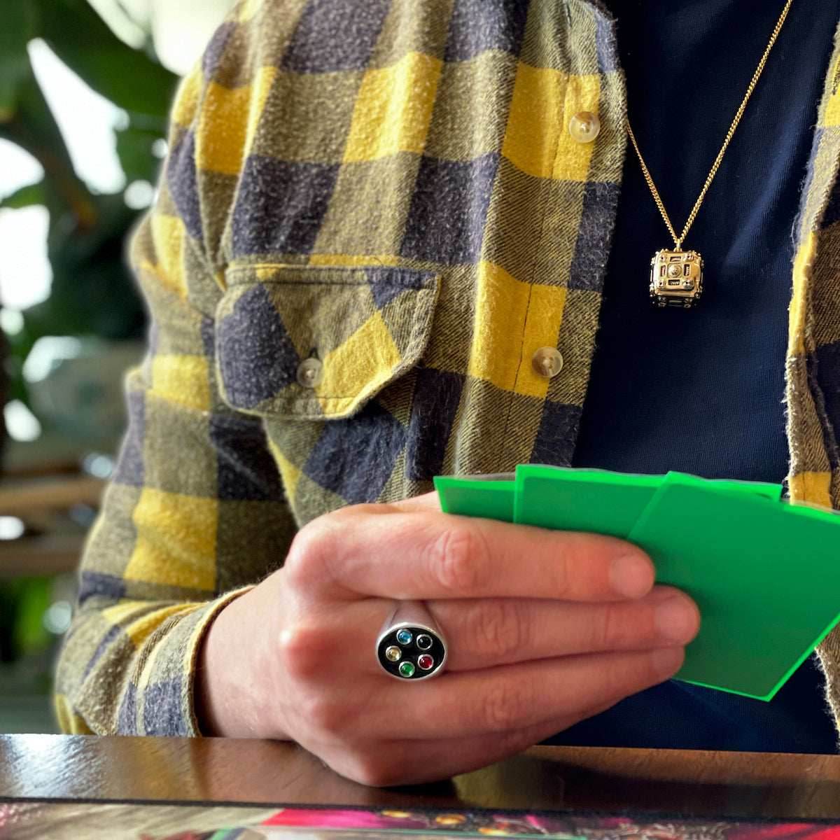 Magic: The Gathering X RockLove Mana Vault Necklace - 