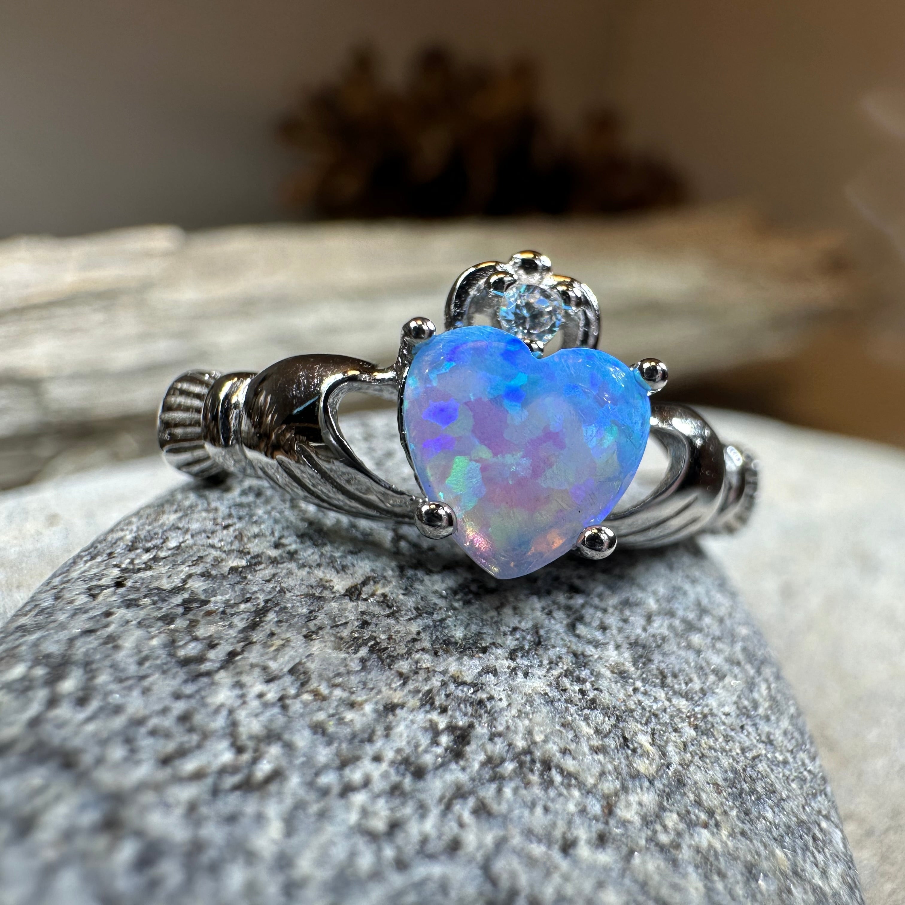 Glynnis Claddagh Ring