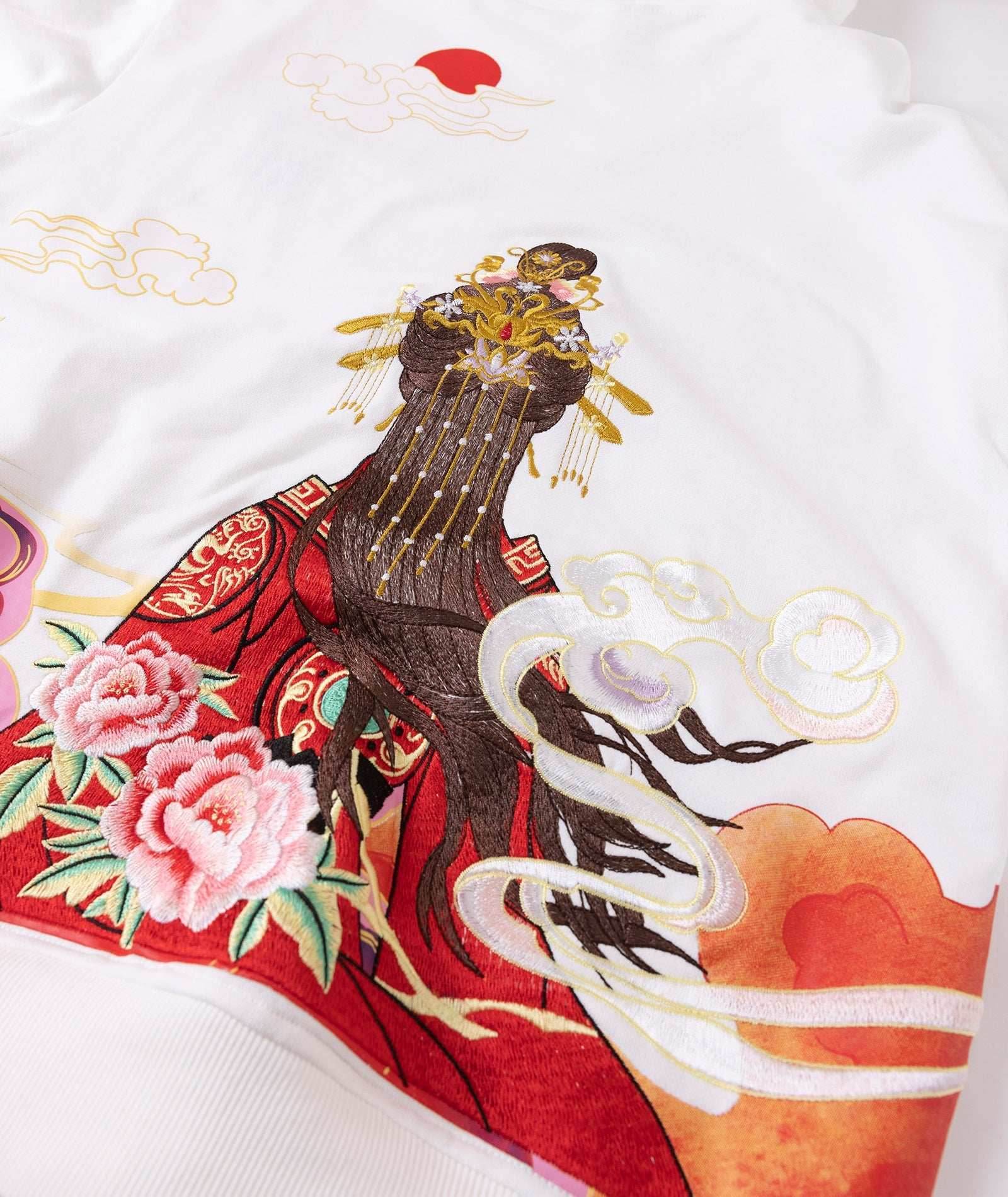 KH9241 Queen Himiko Embroidery Hoodie - Black / S