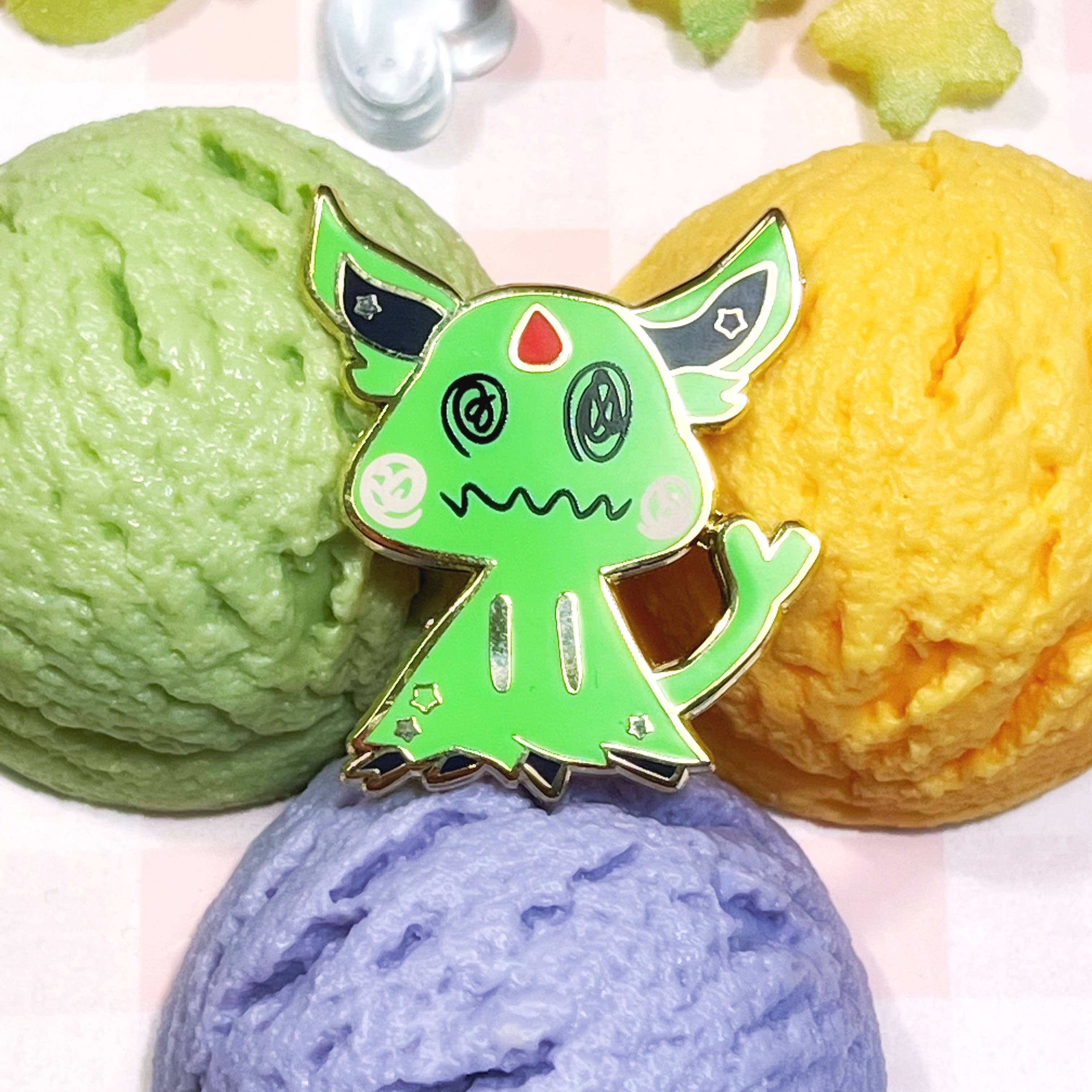 Pokemon: Mimikyu Shiny Espeon Enamel Pin