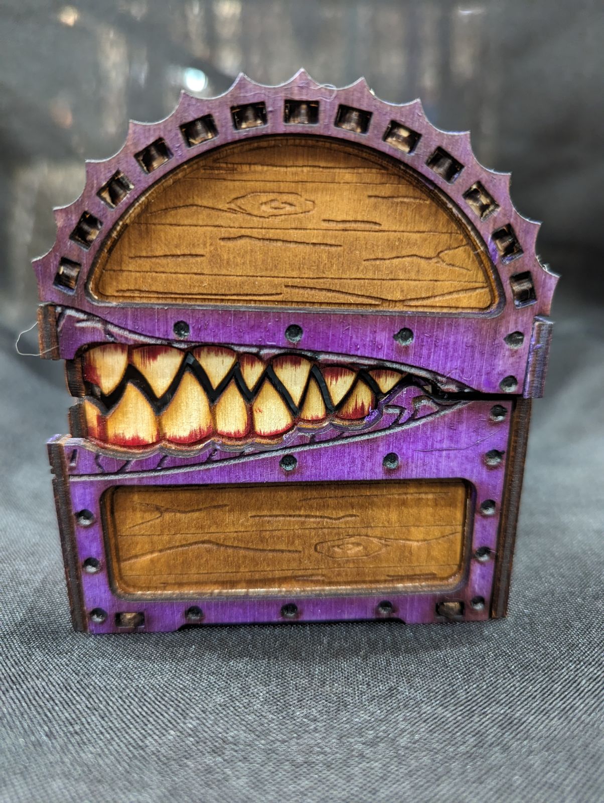Mimic Dice Chest