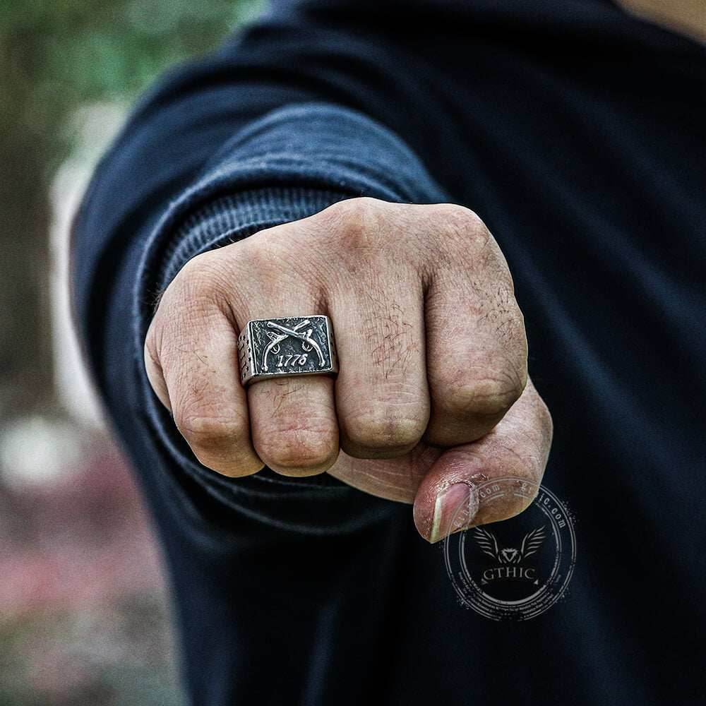1776 Crossed Guns Stainless Steel Ring - Silver / 5