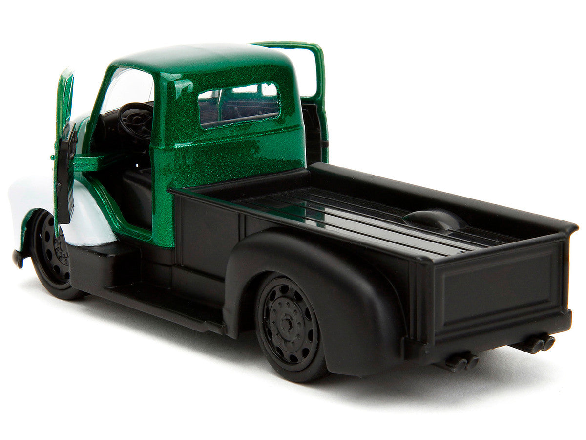 1952 Chevrolet COE Pickup Truck Green Metallic and Black and Green Lantern Diecast Figure "DC Comics" "Hollywood Rides" Series 1/32 Diecast Model Car by Jada