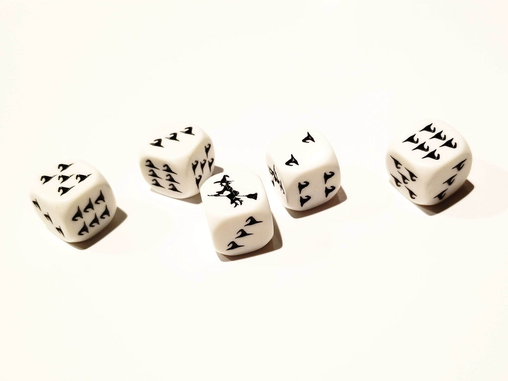 Black Witch and Witch Hats Dice Custom 16mm - 1 Die