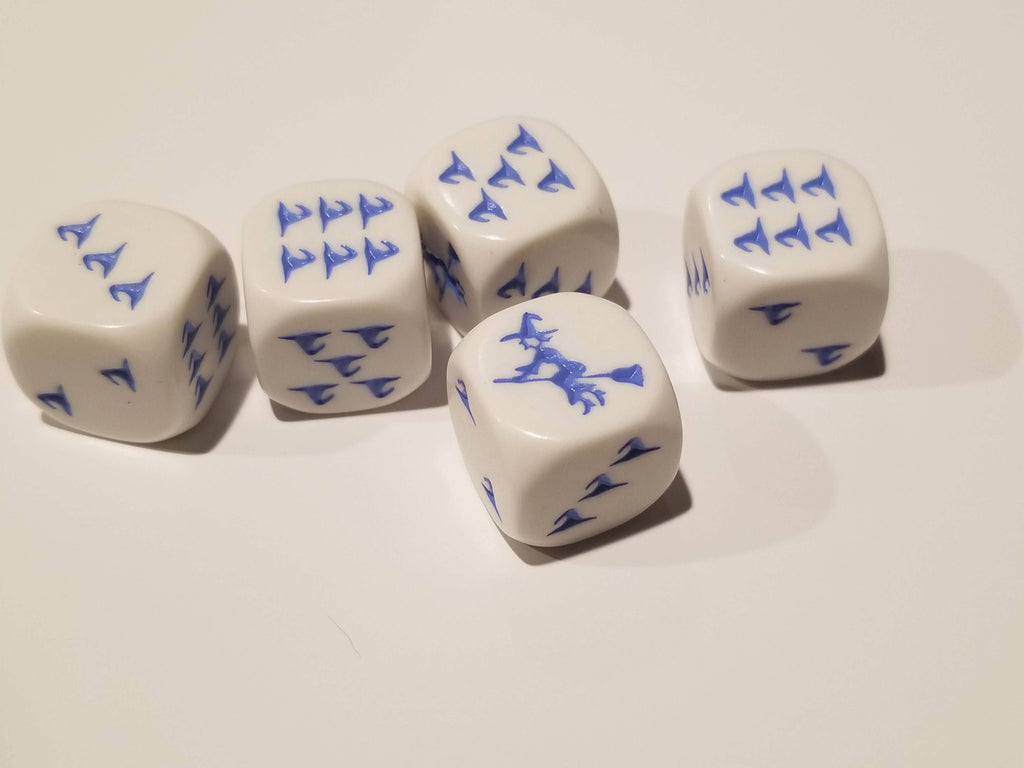 Blue Witch and Witch Hats Dice Custom 16mm - 1 Die