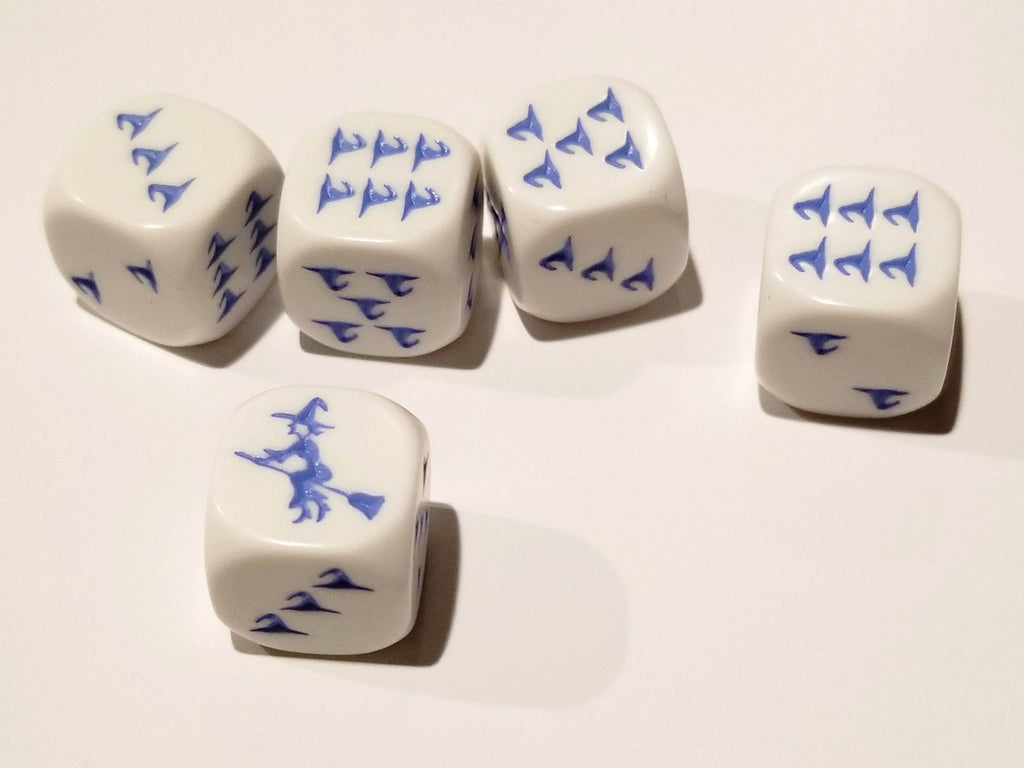 Blue Witch and Witch Hats Dice Custom 16mm - 1 Die