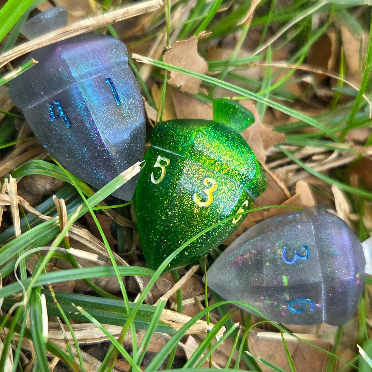 OOAK Individual Spinning Acorn Top Handmade Resin D6 Dice