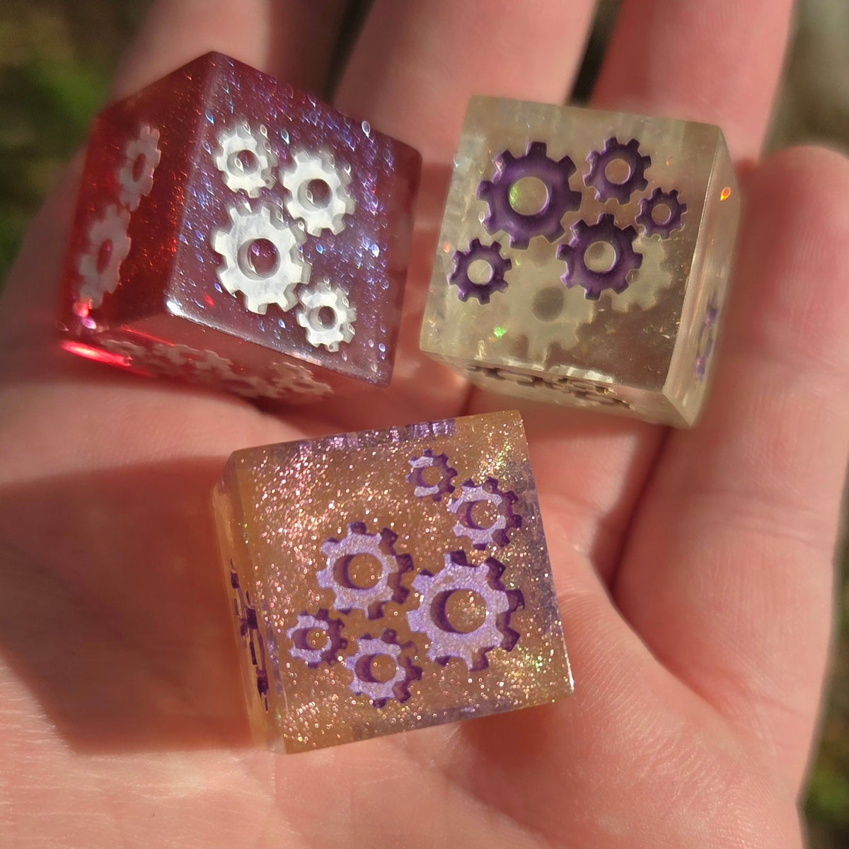 'Grinding Gears' Individual Oversized Handmade Resin Steampunk Gears TTRPG Polyhedral 20mm Gaming Dice