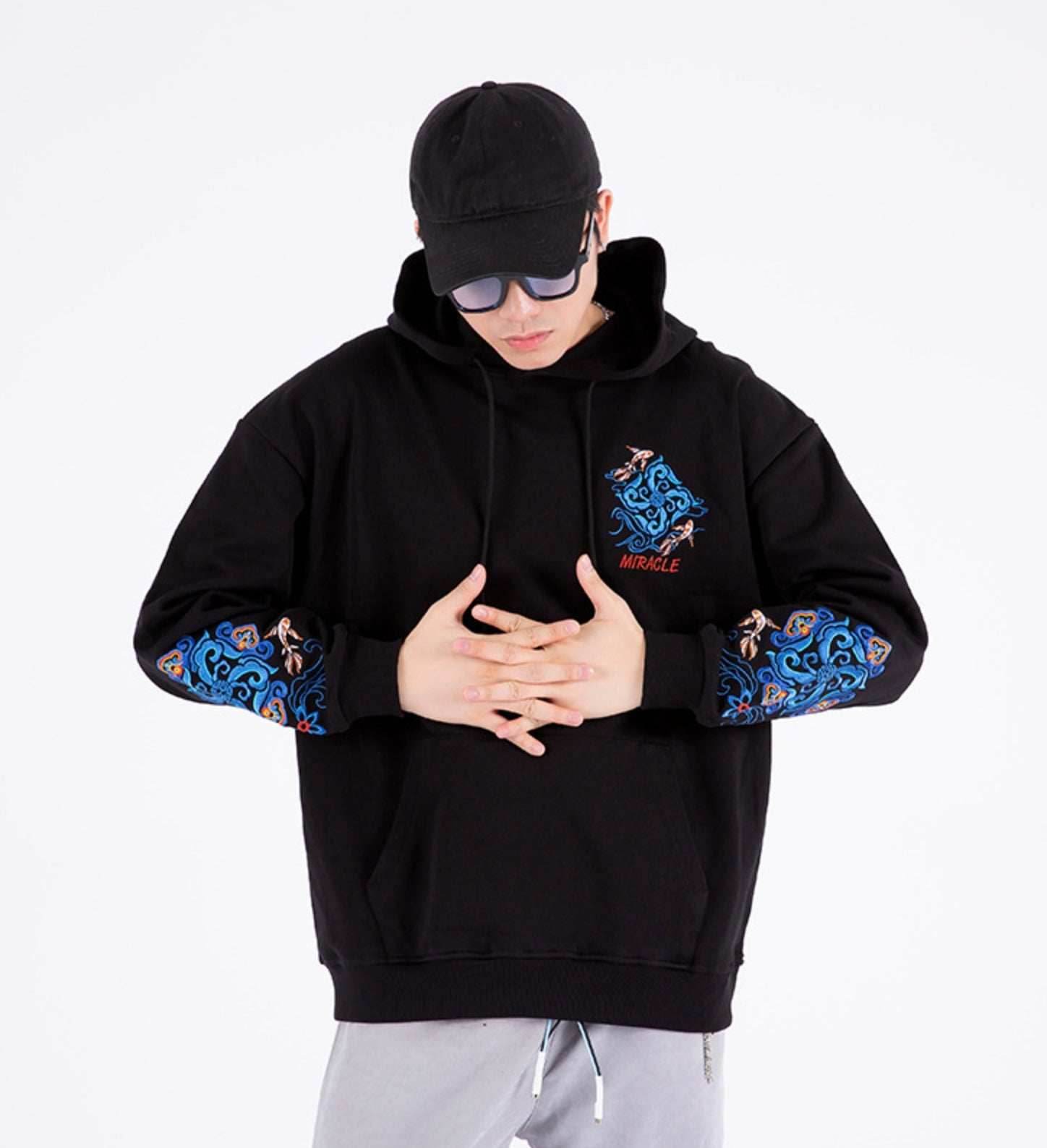 KH9201 Fish Art Embroidery Hoodie - Black / S