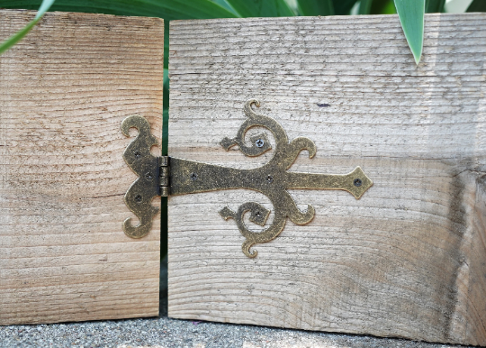 6" Medieval Bronze Finish Strap Hinges - Set of 2