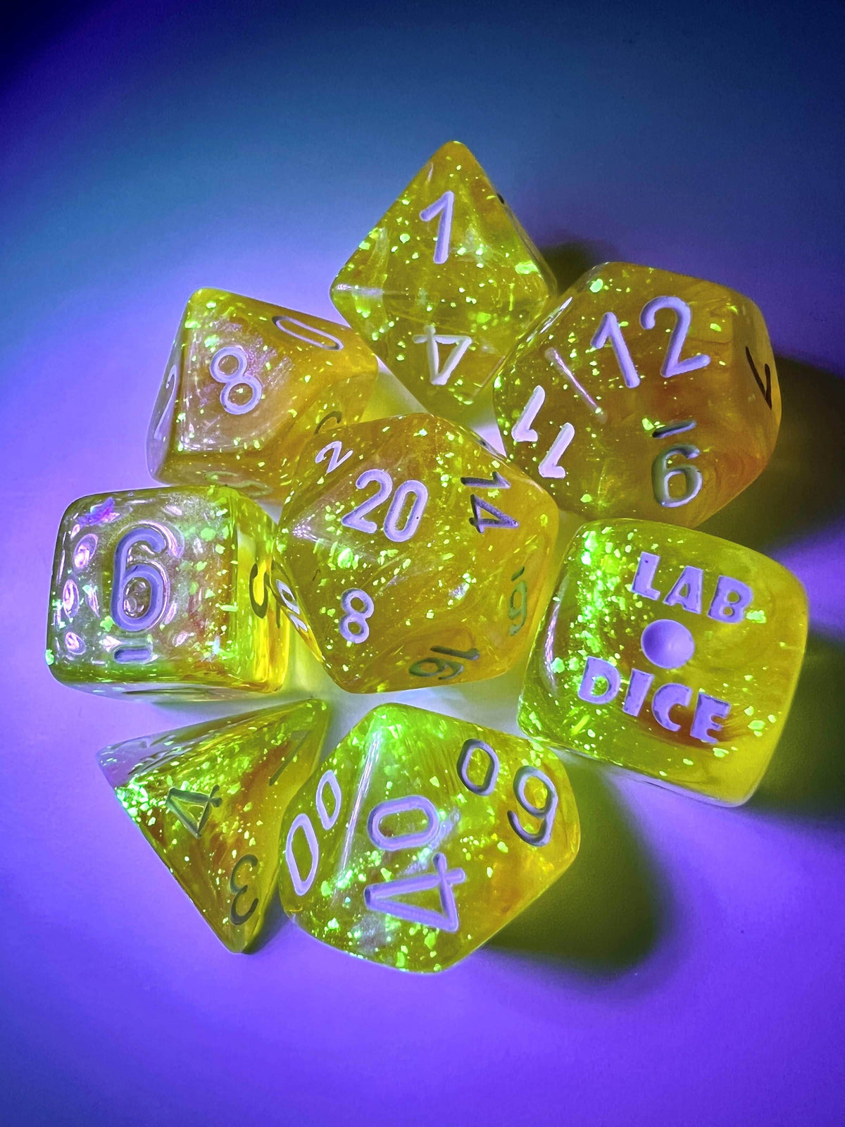 Borealis® Polyhedral Canary/white Luminary™ 7-Die Set (with bonus die) - 