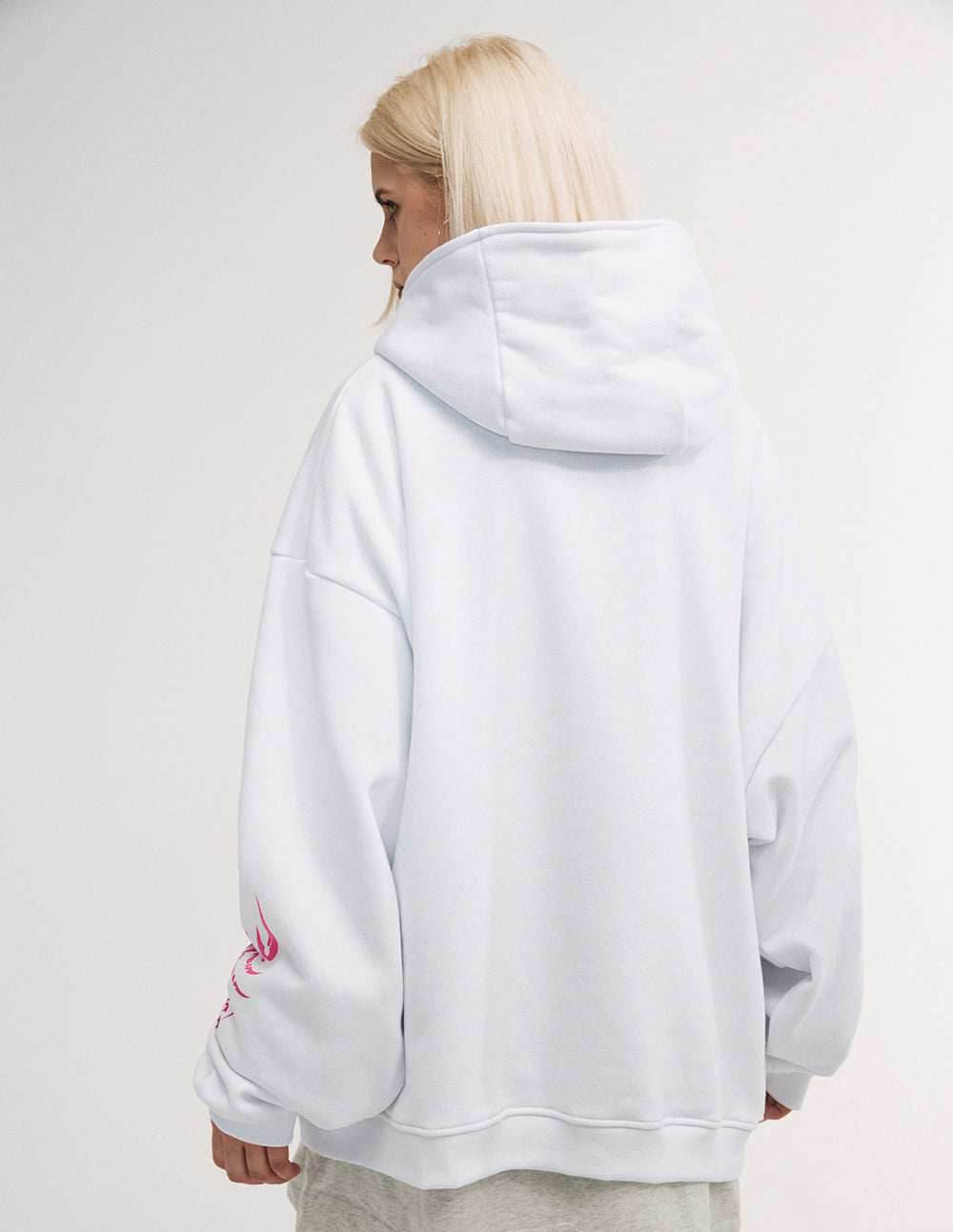 Scorpion Hoodie - Black / S