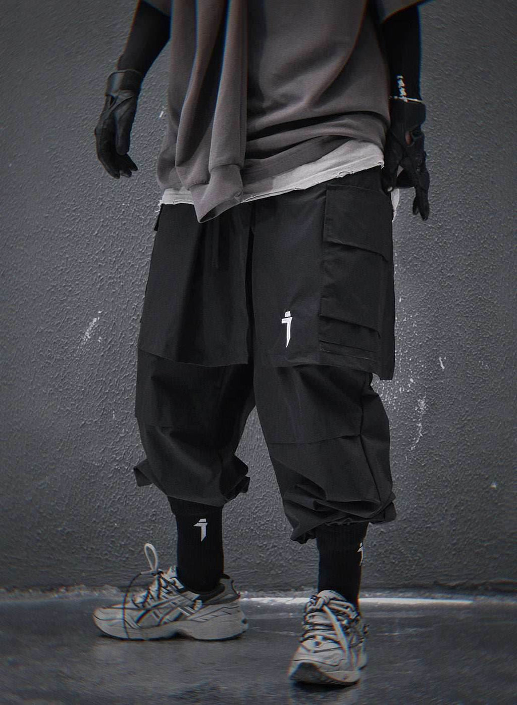 HiP80 Black Samurai Pants - M