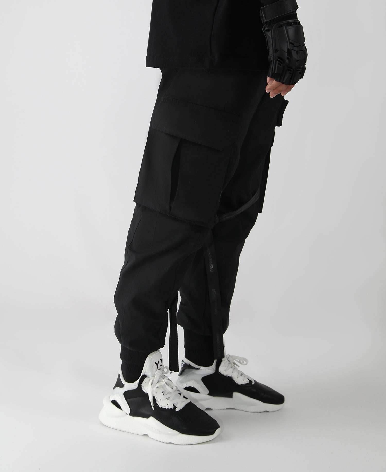 IBP1828 Noble Cargo Pants - Black / S