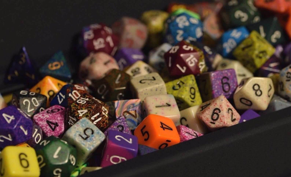 Random set of 7 Gaming Dice Chessex d4, d6, d8,d10, d12, d20 Rare Dungeons&Drago - 