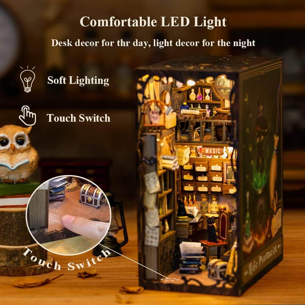 Book Nook Wizardi Miniature - Magic Pharmacist Roombox Kit - 