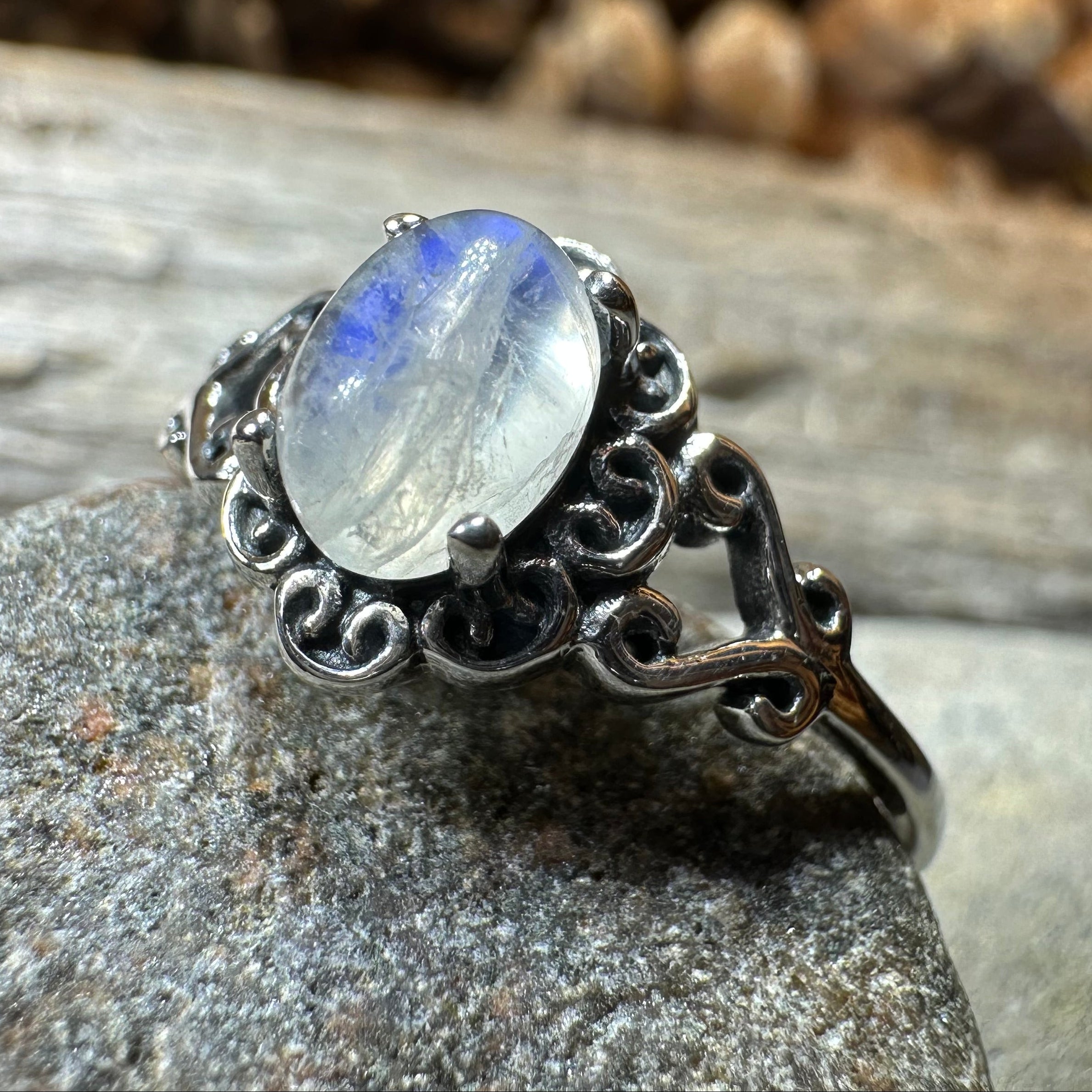 Dulciana Moonstone Ring
