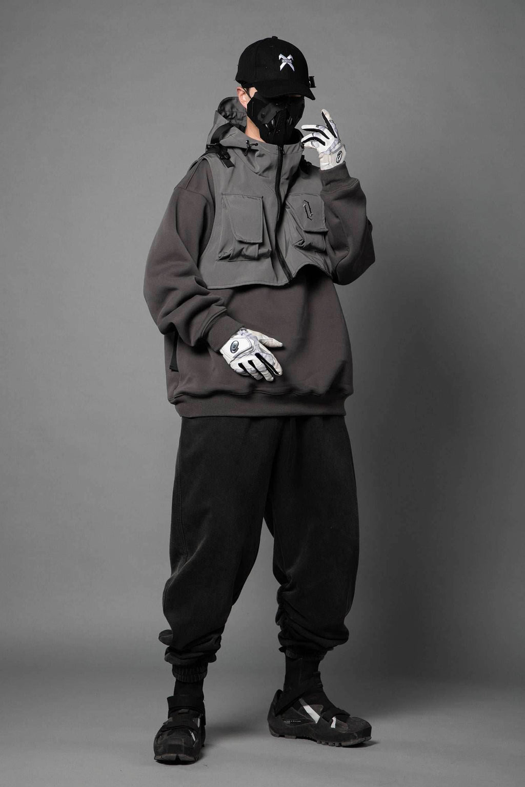 HiH34 Grey Tech Guard Hoodie - Grey / M