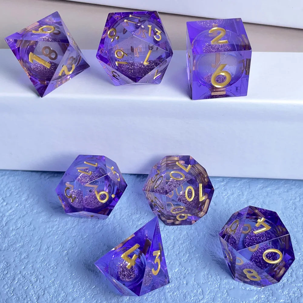 7pcs Liquid Core Quicksand DND Dice Set Resin Sharp Edged for Dungeons and Dragons Role Playing RPG MTG Handmade Table Games