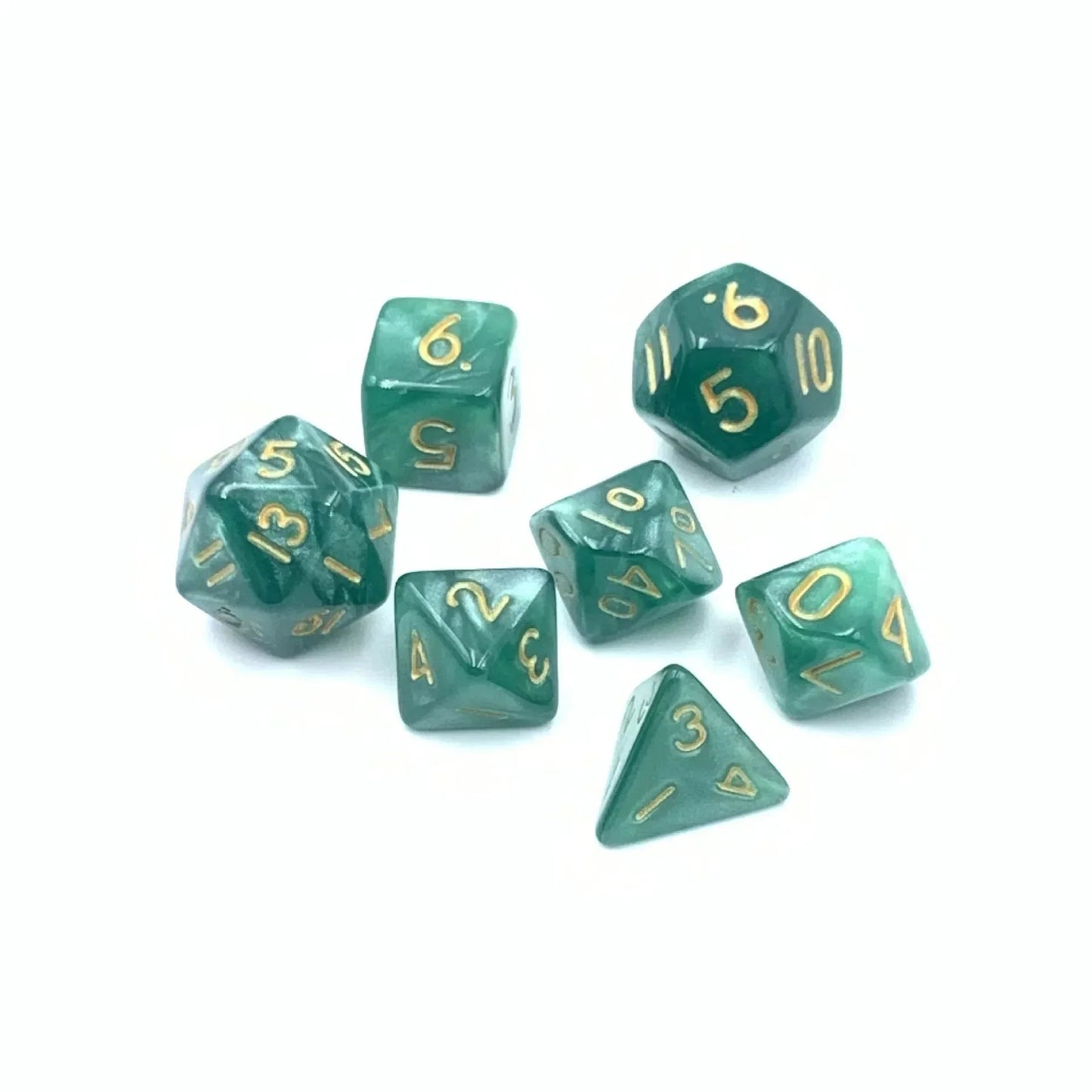 7Pcs of 10mm Mini Board Game Plastic Dice Green White Black Purple Blue Yellow Multi Color Dnd Dice Set Digital Dice Kit