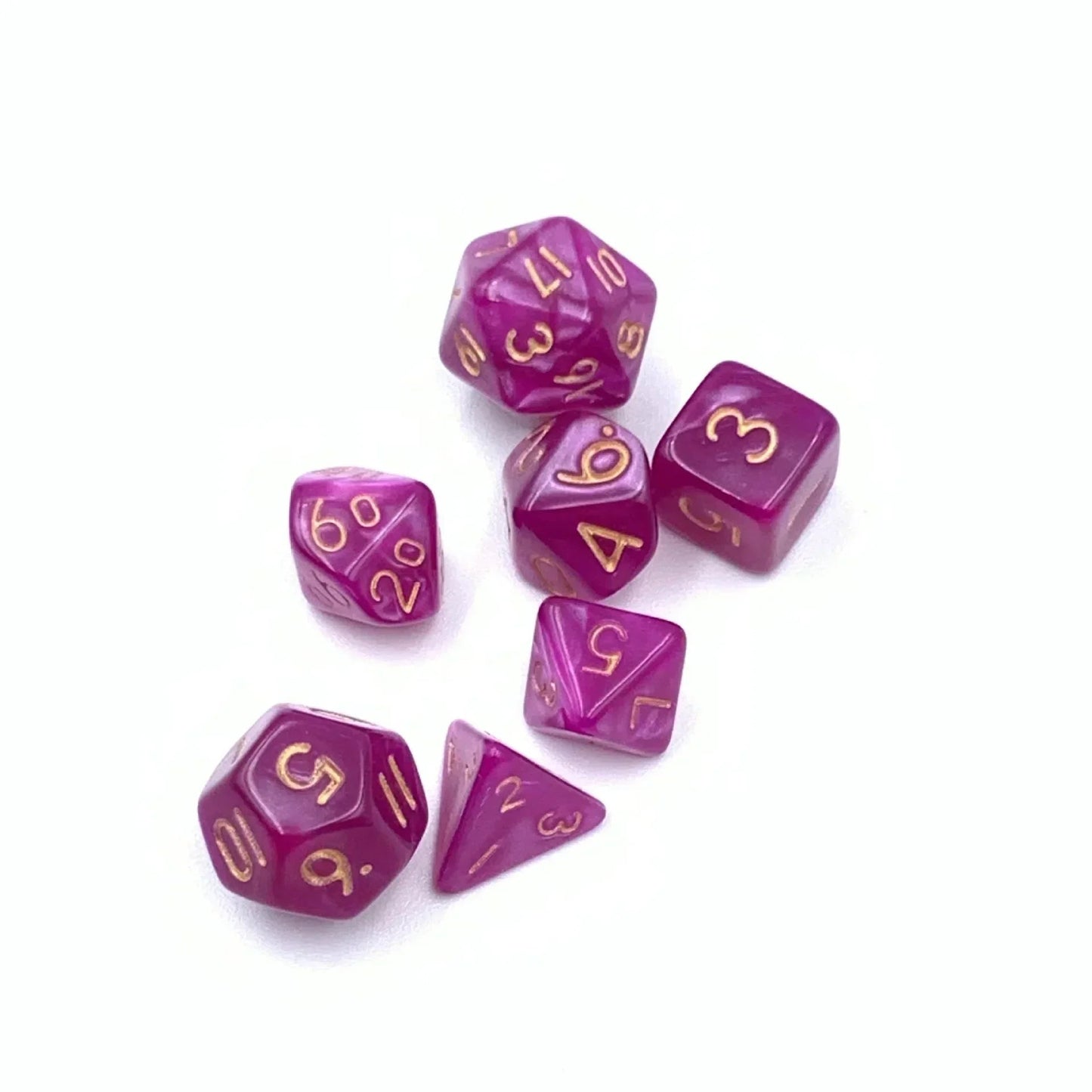 7Pcs of 10mm Mini Board Game Plastic Dice Green White Black Purple Blue Yellow Multi Color Dnd Dice Set Digital Dice Kit