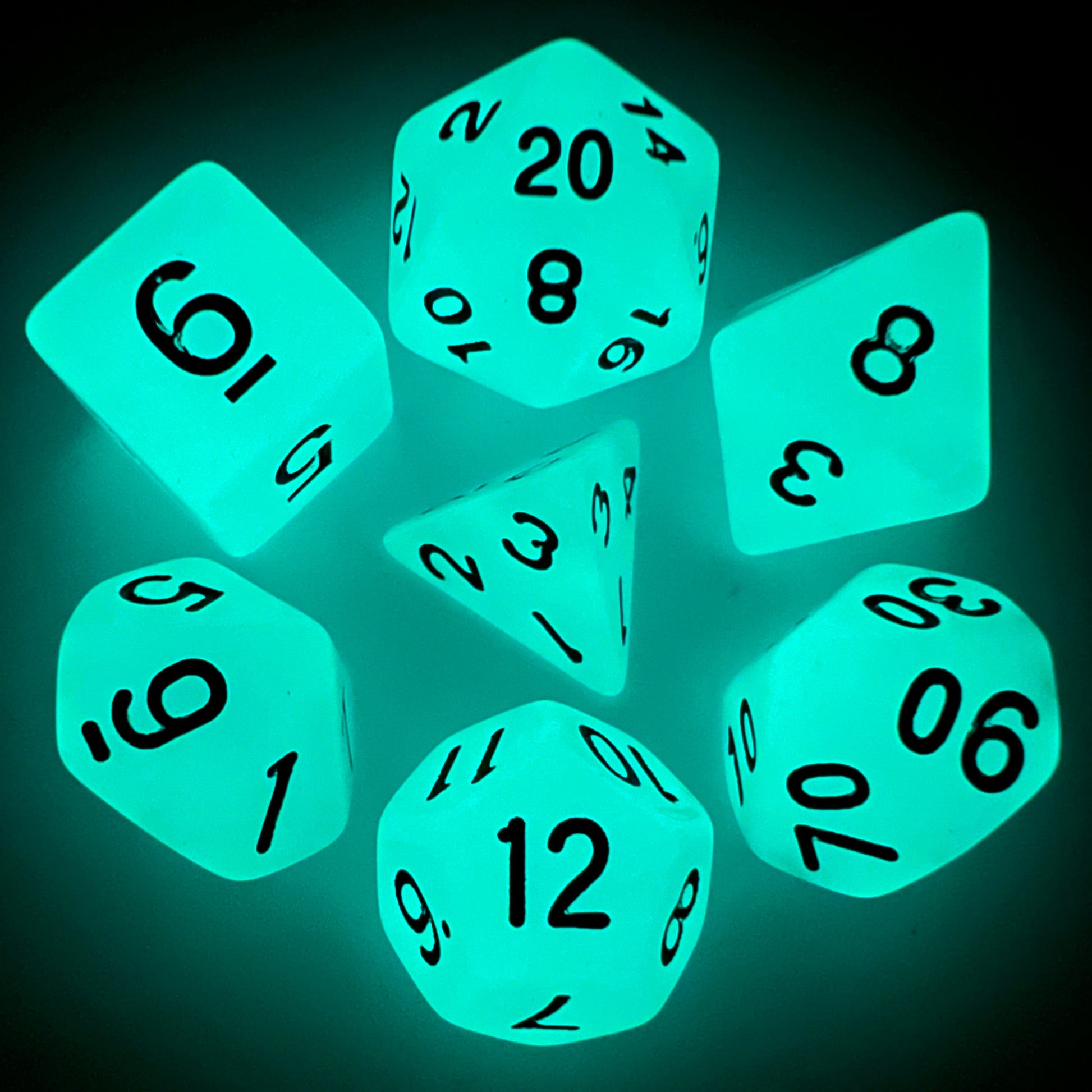 7pcs Polyhedral Dice Set with Glow-in-dark Effect and Clear Numbers Easy to Roll for Board Games DND ,RPG and Parties Games