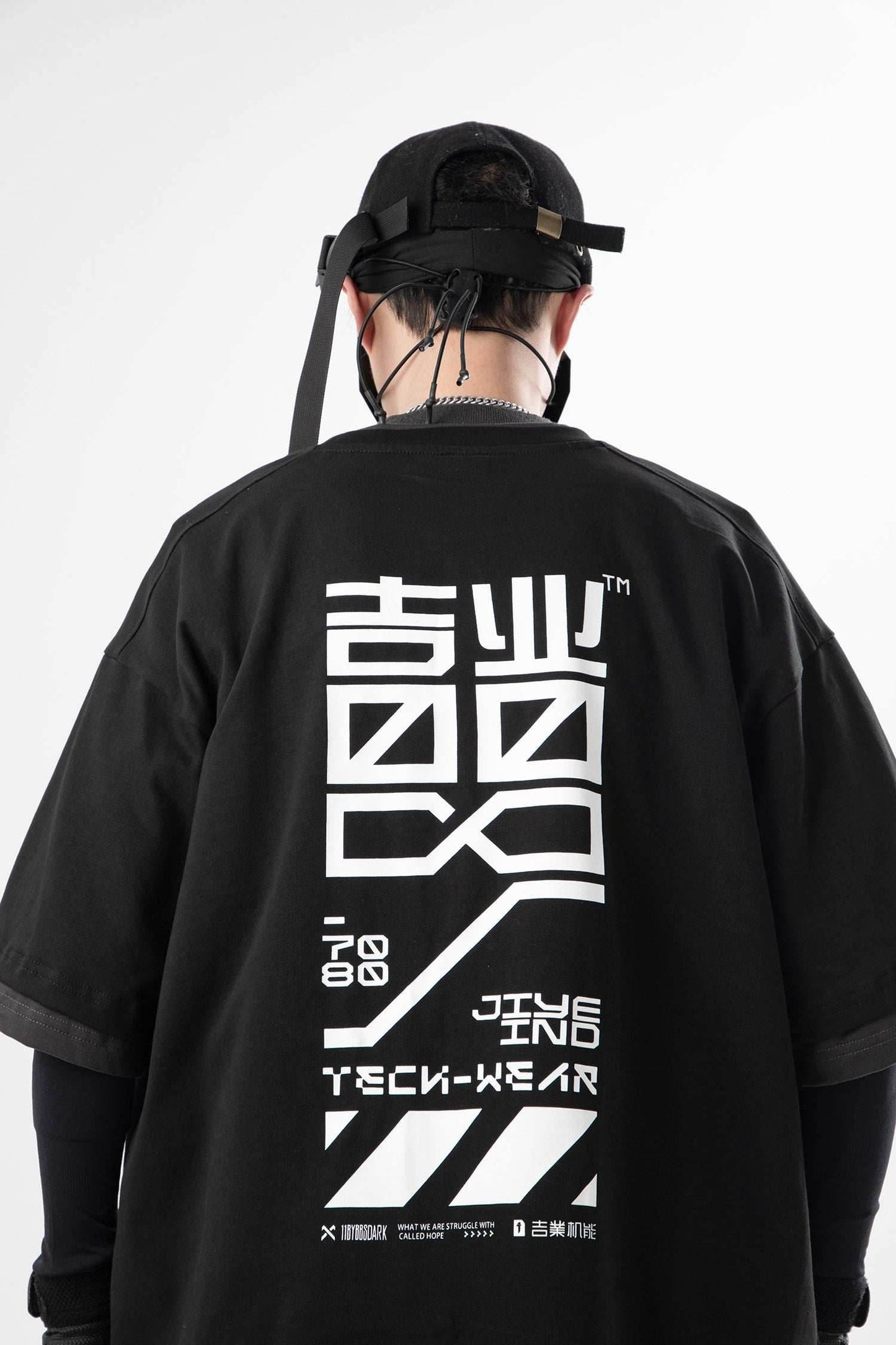 JX Neo Cyber Graphics Tee - Black / M
