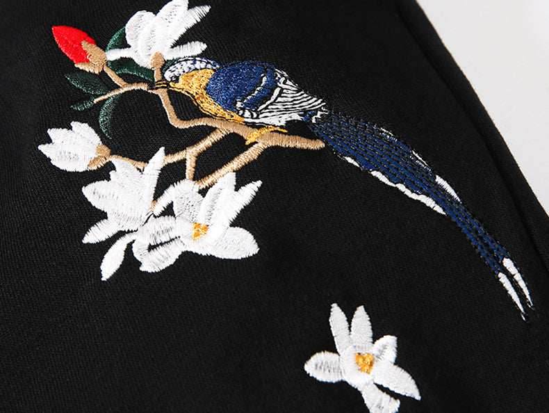 7046 Flowers Embroidery Joggers - Black / S