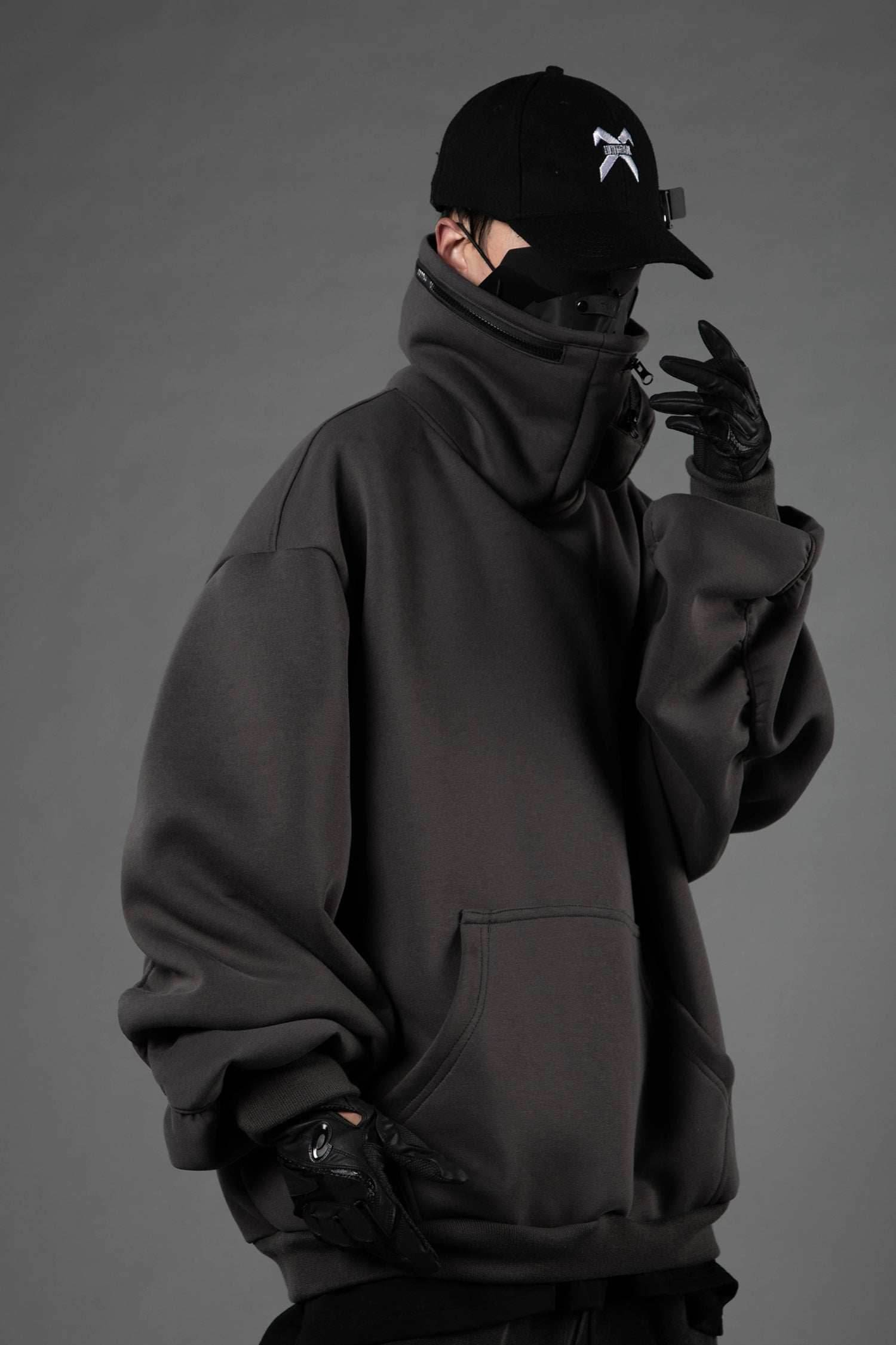 H32 Tech Transformation Hoodie/Sweatshirt - Grey / M