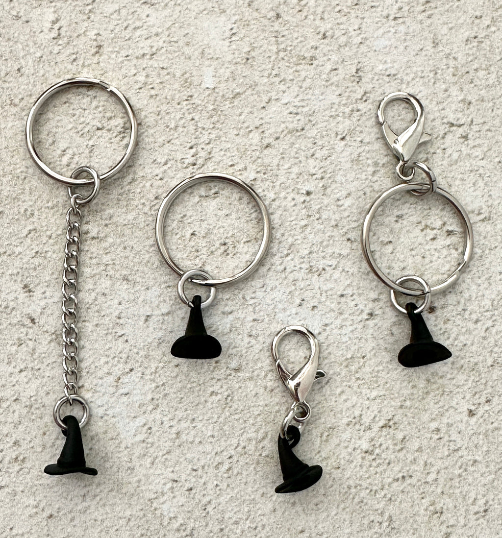 Black Witch Hat Zipper Pull Bag Charm Keychain