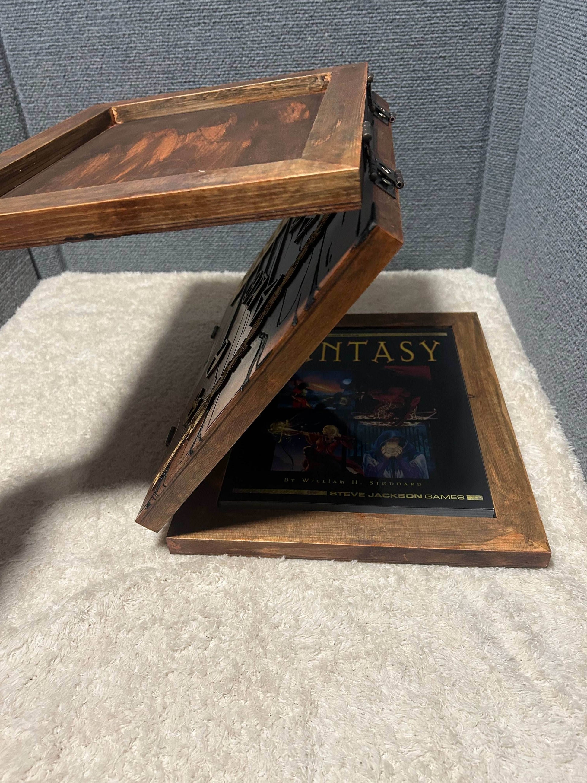 GM Screen / DM Screen - 