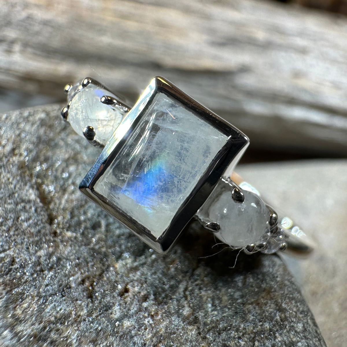 Anja Moonstone Ring