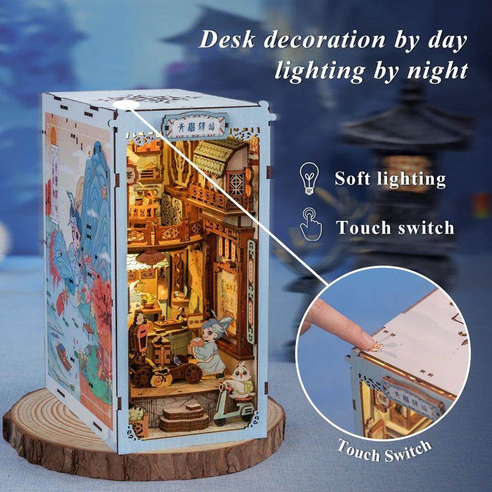 Book Nook Wizardi Miniature - Azure Phoenix Lodge Roombox Kit - 
