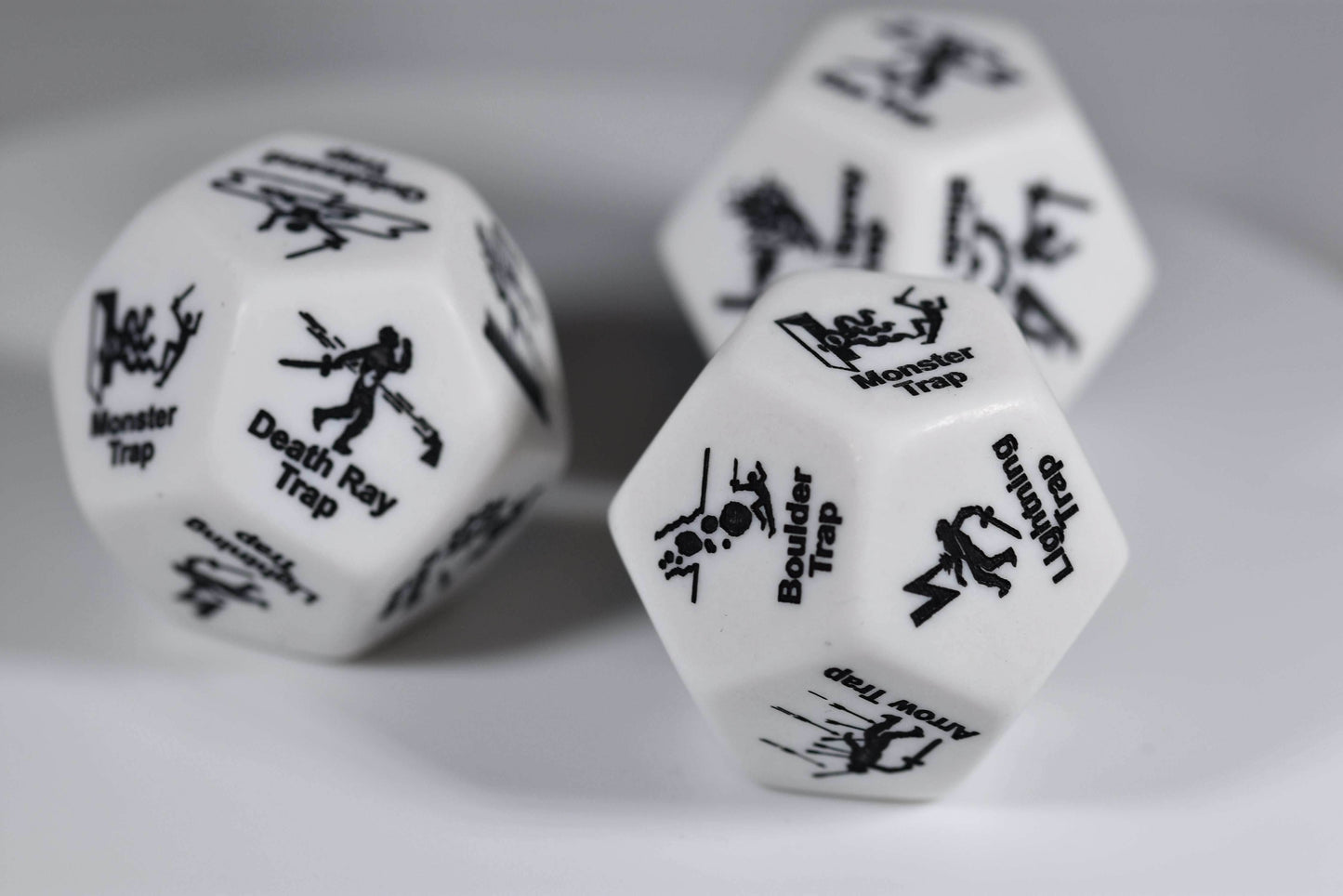 Chessex Opaque White Trap d12 - 28mm Adventure Dice with 12 Unique Traps - 